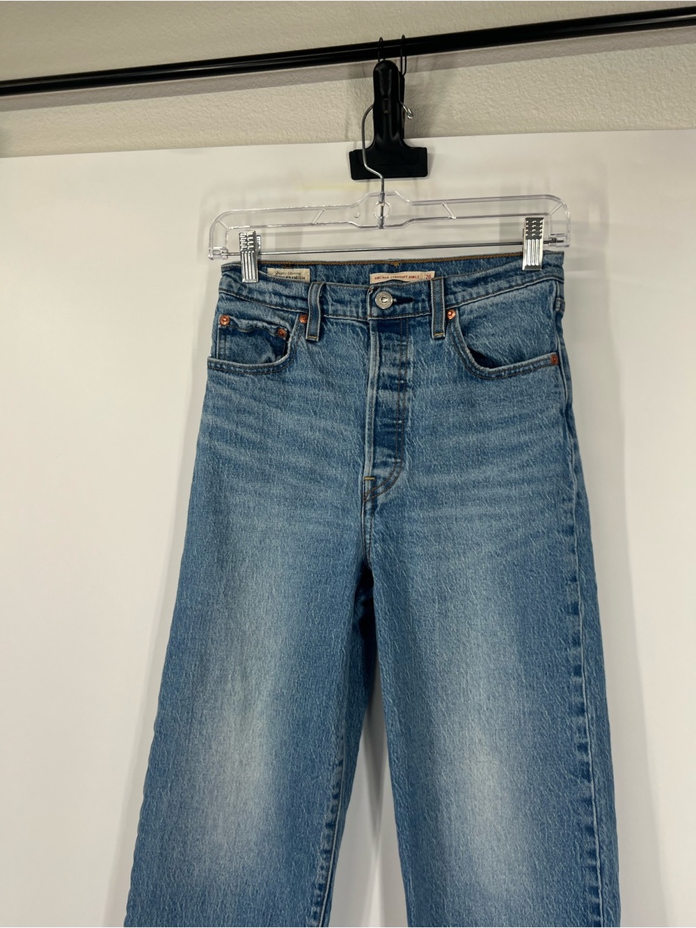 Levi’s Ribcage Straight Ankle Jeans Button Fly High Rise - Picture 2 of 8